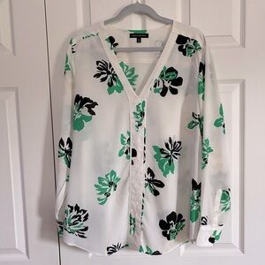 Banana Republic Long Sleeve Blouse. White/Green